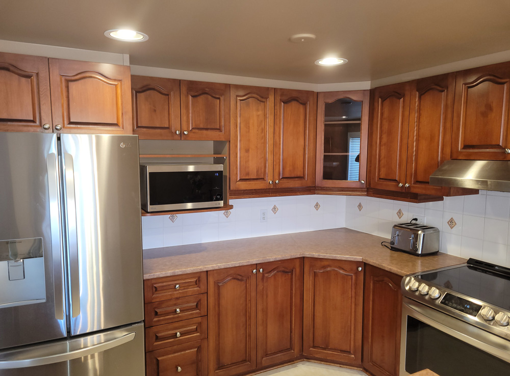 Kitchen cabinets painting service